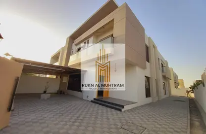 Villa - 4 Bedrooms - 5 Bathrooms for rent in Al Hooshi Villas - Hoshi - Al Badie - Sharjah