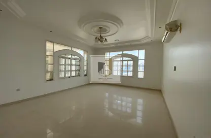 Compound - 5 Bedrooms - 7 Bathrooms for sale in Khalifa City A Villas - Khalifa City A - Khalifa City - Abu Dhabi