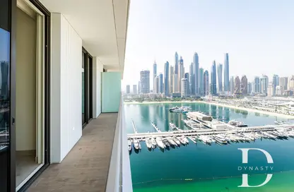 Apartment - 1 Bedroom - 1 Bathroom for rent in Palace Beach Residence - EMAAR Beachfront - Dubai Harbour - Dubai