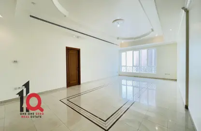 Apartment - 3 Bedrooms - 5 Bathrooms for rent in Shining Towers - Al Khalidiya - Abu Dhabi
