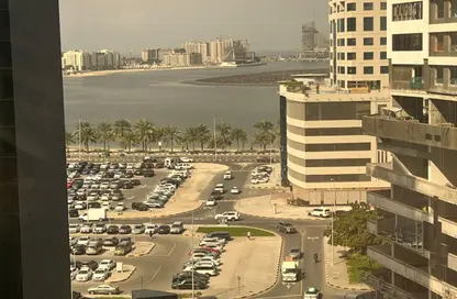 شقة - 2 غرف نوم - 2 حمامات للايجار في برج منازل 5 - شارع التعاون - التعاون - الشارقة شقة - 2 غرف نوم - 2 حمامات للايجار في برج منازل 5 - شارع التعاون - التعاون - الشارقة