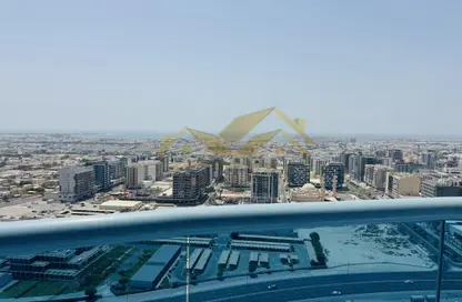 شقة - 3 غرف نوم - 3 حمامات للايجار في برج زعبيل - شارع الشيخ زايد - دبي