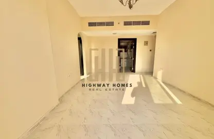 شقة - 2 غرف نوم - 2 حمامات للايجار في بناية مويليح 3 - مويلح - الشارقة شقة - 2 غرف نوم - 2 حمامات للايجار في بناية مويليح 3 - مويلح - الشارقة