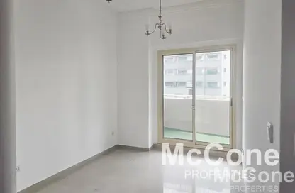 Apartment - 1 Bedroom - 2 Bathrooms for rent in Dream Tower 1 - Dream Towers - Dubai Marina - Dubai