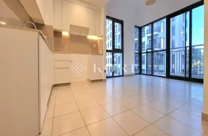 Apartment - 2 Bedrooms - 2 Bathrooms for sale in Zahra Apartments 2A - Zahra Apartments - Town Square - Dubai