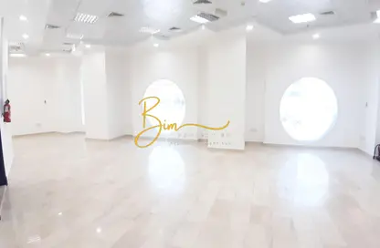 Full Floor - Studio for rent in Al Ghaith Tower - Hamdan Street - Abu Dhabi