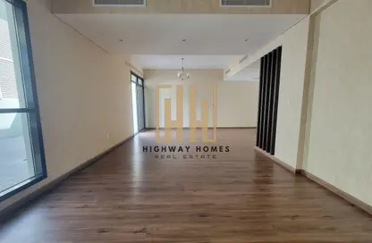 Townhouse - 3 Bedrooms - 4 Bathrooms for rent in Nasma Residence - Al Tai - Sharjah