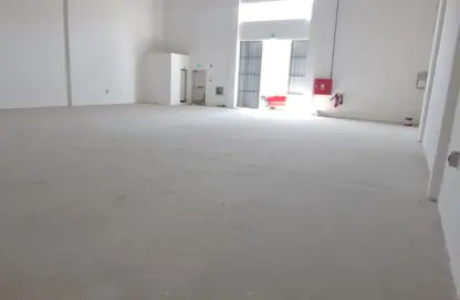 Warehouse - Studio - 1 Bathroom for rent in Al Jurf 2 - Al Jurf - Ajman Downtown - Ajman