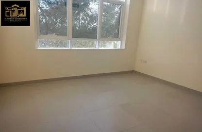 Apartment - 2 Bedrooms - 2 Bathrooms for rent in Khalifa Street - Central District - Al Ain