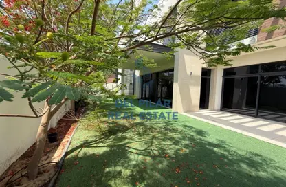Villa - 4 Bedrooms - 6 Bathrooms for rent in West Yas - Yas Island - Abu Dhabi