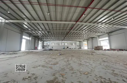 Warehouse - Studio - 2 Bathrooms for rent in Umm Al Thuoob - Umm Al Quwain
