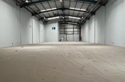 Warehouse - Studio for rent in Jebel Ali Industrial - Jebel Ali - Dubai