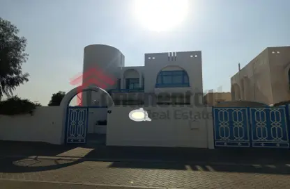 Villa - 5 Bedrooms - 5 Bathrooms for rent in Al Falaj - Al Riqqa - Sharjah