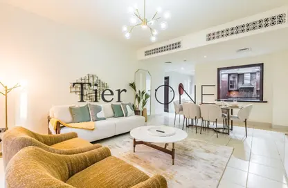 Apartment - 3 Bedrooms - 3 Bathrooms for sale in Yansoon 4 - Yansoon - Old Town - Dubai