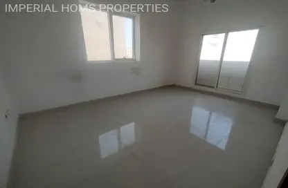 Co-working space - Studio - 2 Bathrooms for rent in Al Jawhara Building - Al Rawda 3 - Al Rawda - Ajman