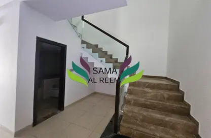 فيلا - استوديو - 5 حمامات للايجار في فيلات الوصل - شارع الوصل - الوصل - دبي