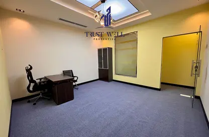 Office Space - Studio - 4 Bathrooms for rent in Dar Al Salam Building - Corniche Road - Abu Dhabi