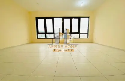 Apartment - 2 Bedrooms - 2 Bathrooms for rent in Habib Bank Tower - Muroor Area - Abu Dhabi