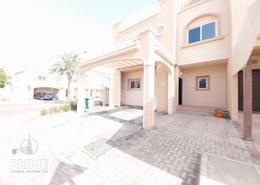 مجمع سكني - 5 غرف نوم - 6 حمامات للكراء في طراز منطقة  البحر المتوسط - فيلات الريف - مشروع الريف - أبوظبي