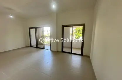Apartment - 2 Bedrooms - 2 Bathrooms for rent in The Gardens Buildings - The Gardens - Dubai