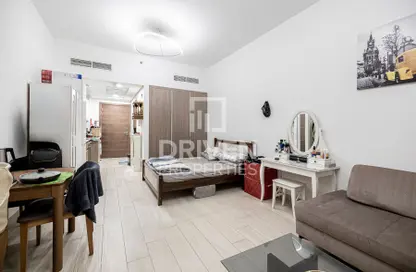 Apartment - 1 Bathroom for sale in Azizi Aliyah - Dubai Healthcare City - Dubai