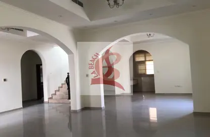 Villa - 3 Bedrooms - 3 Bathrooms for rent in Al Rashidiya - Dubai