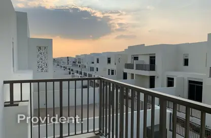 Balcony image for: Villa - 3 Bedrooms - 4 Bathrooms for rent in Reem Townhouses - Town Square - Dubai, Image 1