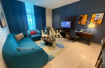 Apartment - 1 Bedroom - 2 Bathrooms for rent in Royal Continental Suites - Business Bay - Dubai