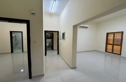 Apartment - 2 Bedrooms - 3 Bathrooms for rent in Al Ameriya - Al Jimi - Al Ain