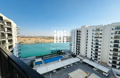 Apartment - 1 Bedroom - 1 Bathroom for sale in Waters Edge - Yas Island - Abu Dhabi
