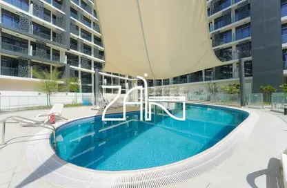 Apartment - 2 Bedrooms - 2 Bathrooms for sale in The Gate - Masdar City - Abu Dhabi