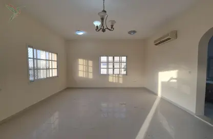 فيلا - 5 غرف نوم - 7 حمامات للايجار في الحبووي - المرخانية - العين