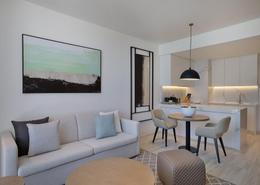Living / Dining Room image for: Hotel and Hotel Apartment - 1 bedroom - 2 bathrooms for rent in DoubleTree by Hilton Abu Dhabi - Yas Island - Abu Dhabi, Image 1
