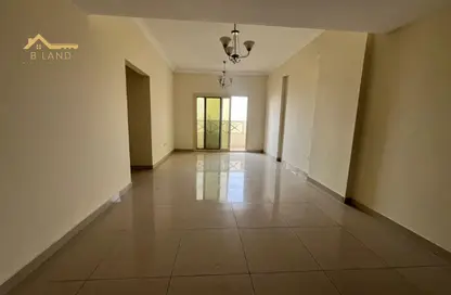 شقة - 3 غرف نوم - 3 حمامات للايجار في مجمع مويلح - تجارية مويلح - الشارقة شقة - 3 غرف نوم - 3 حمامات للايجار في مجمع مويلح - تجارية مويلح - الشارقة