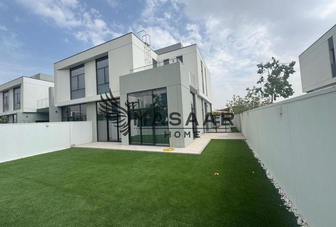 Brand New | Corner Unit | Park View | Luxury