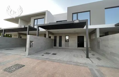 Terrace image for: Villa - 3 Bedrooms - 4 Bathrooms for sale in Camelia 2 - Camelia - Arabian Ranches 2 - Dubai, Image 1