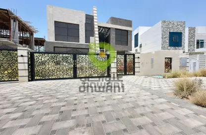 Villa - 5 Bedrooms - 6 Bathrooms for sale in Lea - Yas Acres - Yas Island - Abu Dhabi