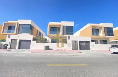 Villa - 5 Bedrooms - 5 Bathrooms for rent in Umm Suqeim 2 Villas - Umm Suqeim 2 - Umm Suqeim - Dubai