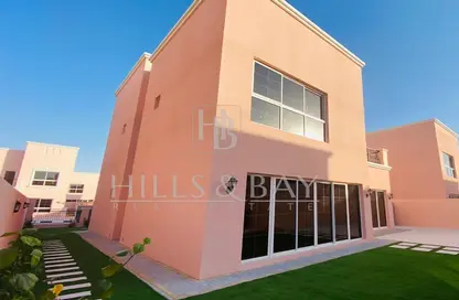 Villa - 4 Bedrooms - 5 Bathrooms for rent in Nad Al Sheba Villas - Nad Al Sheba 3 - Nad Al Sheba - Dubai