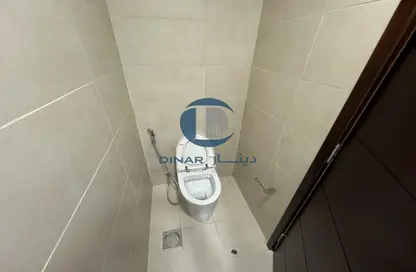 Apartment - 1 Bedroom - 2 Bathrooms for rent in Nation Towers - Corniche Road - Abu Dhabi