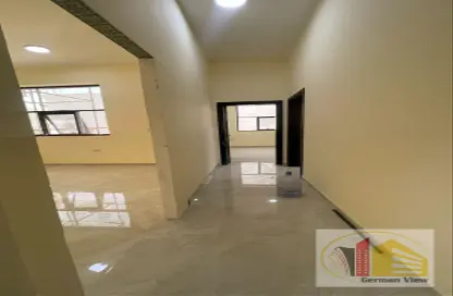 شقة - 3 غرف نوم - 3 حمامات للايجار في مدينة الرياض - أبوظبي