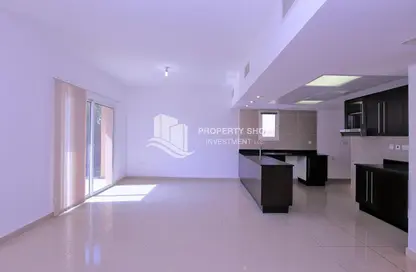 Villa - 5 Bedrooms - 6 Bathrooms for sale in Mediterranean Style - Al Reef Villas - Al Reef - Abu Dhabi