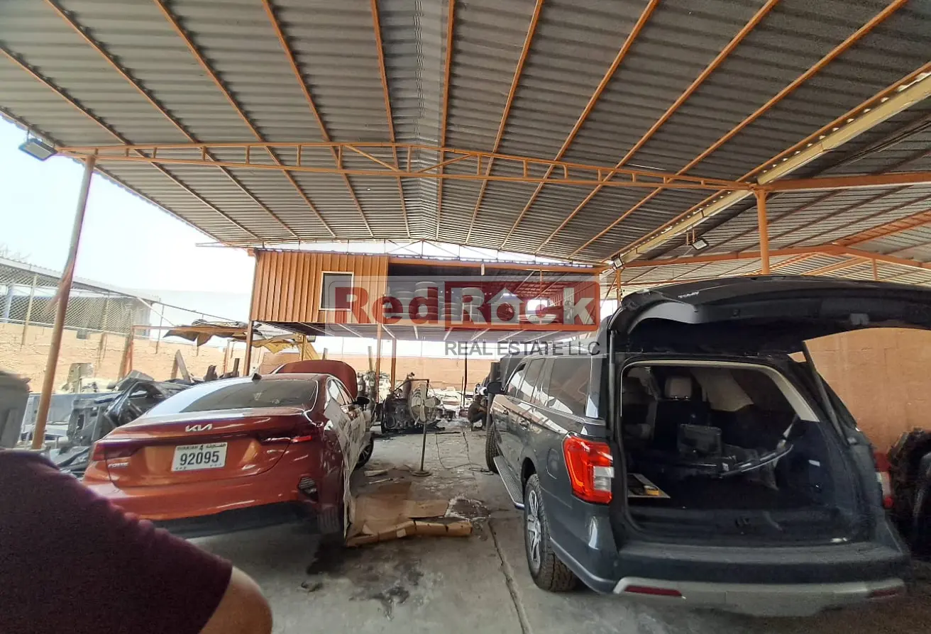 Land for sale in Industrial Area 3