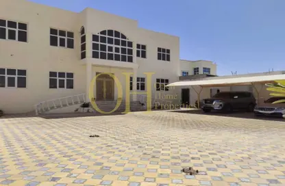 مجمع سكني - 8 غرف نوم - 8 حمامات للبيع في اس ايتش 20 - الشامخة - أبوظبي
