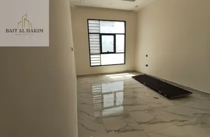 Apartment - 1 Bedroom - 2 Bathrooms for rent in Al Jurf Industrial 3 - Al Jurf Industrial - Ajman