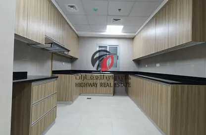 Apartment - 2 Bedrooms - 3 Bathrooms for rent in Mamzar Gate Building - Al Nahda 1 - Al Nahda - Dubai