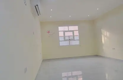 Apartment - 1 Bedroom - 2 Bathrooms for rent in Mohamed Bin Zayed City - Abu Dhabi