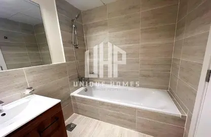 Apartment - 1 Bedroom - 2 Bathrooms for sale in Oasis 2 - Oasis Residences - Masdar City - Abu Dhabi