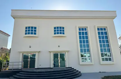 Villa - 6 Bedrooms - 7 Bathrooms for rent in Al Quoz 1 Villas - Al Quoz 1 - Al Quoz - Dubai