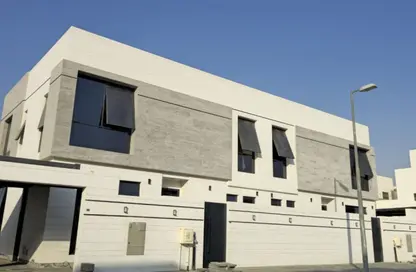 Villa - 4 Bedrooms - 6 Bathrooms for sale in Hoshi - Al Badie - Sharjah